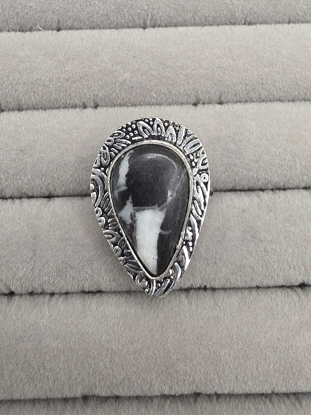 Teardrop White Buffalo Stone Ring Size 6 - Silver Plated Accent